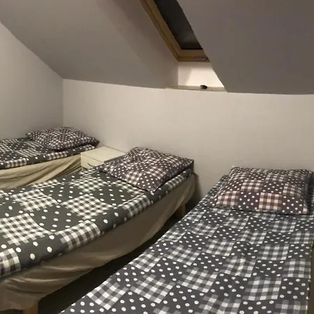 U Alicji Lantgård *